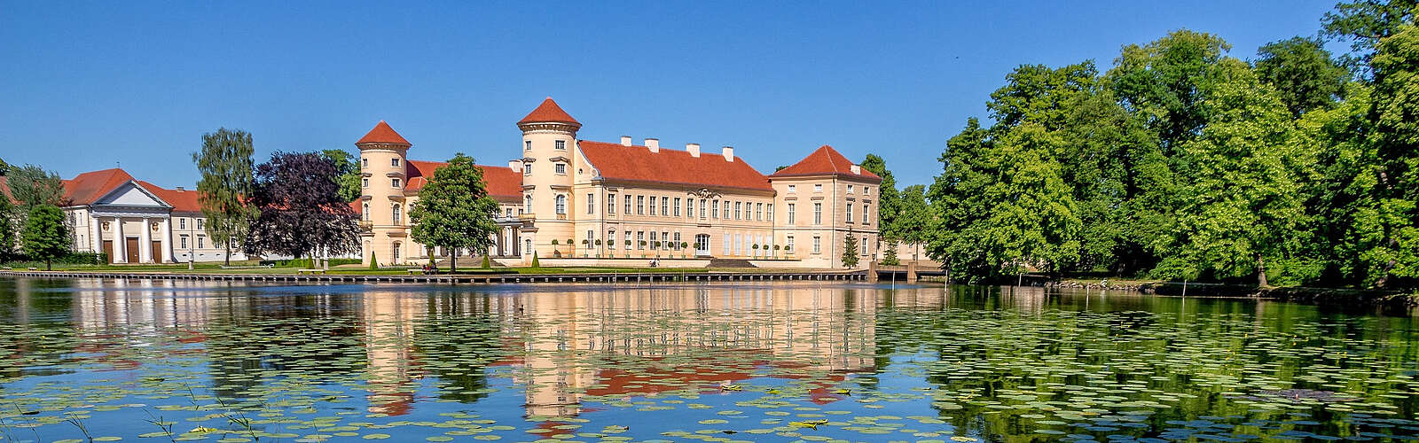 Schloss Rheinsberg am Grienericksee